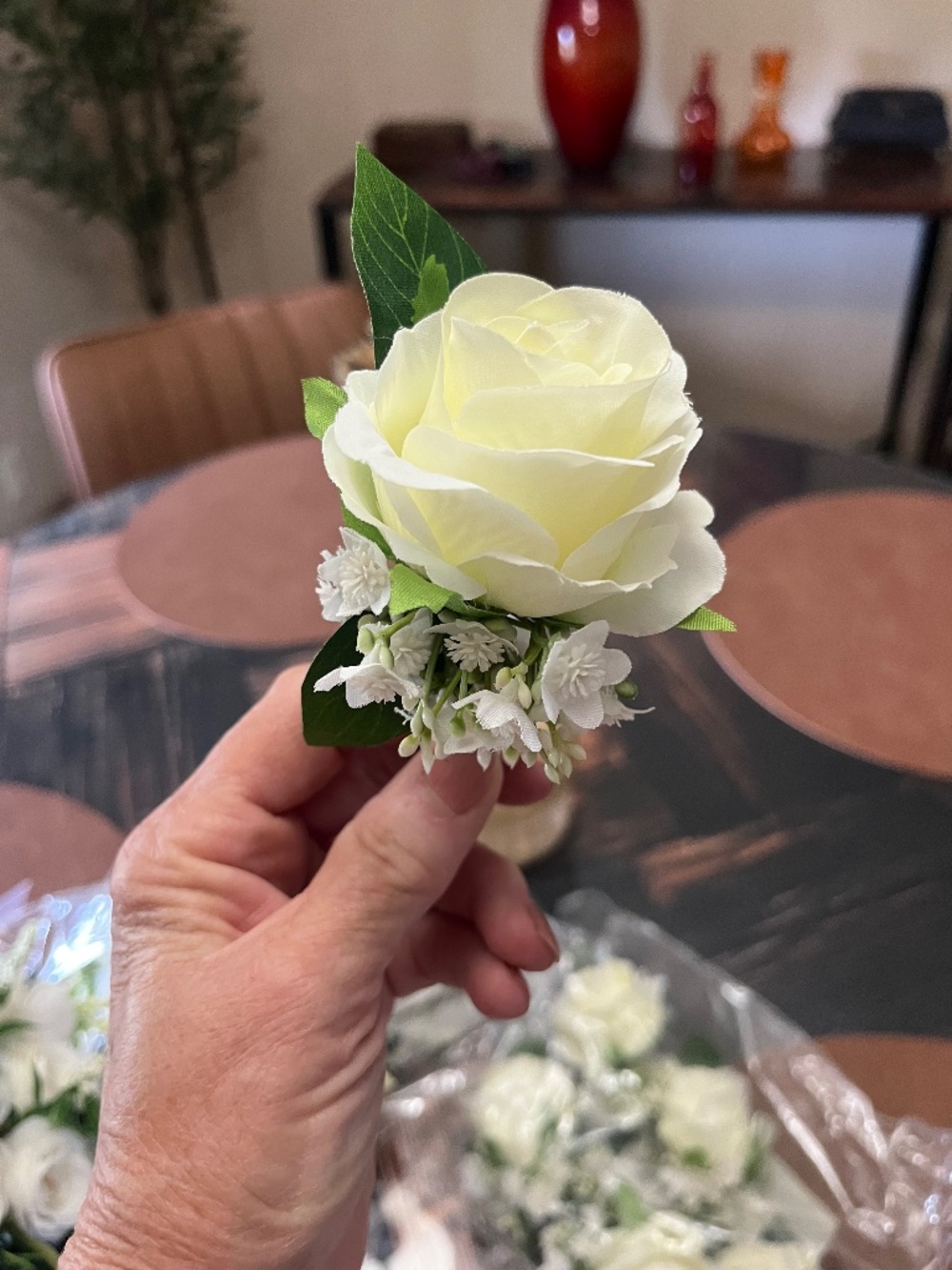 3 Bouquets / 6 boutonnières - Picture 5 of 5